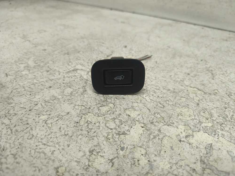 BOUTON HAYON NISSAN - Vue 1